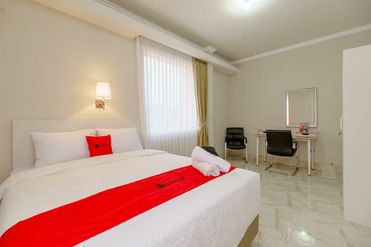 Reddoorz Near Taman Makam Pahlawan Cikutra Hotel Bandung Ngoại thất bức ảnh